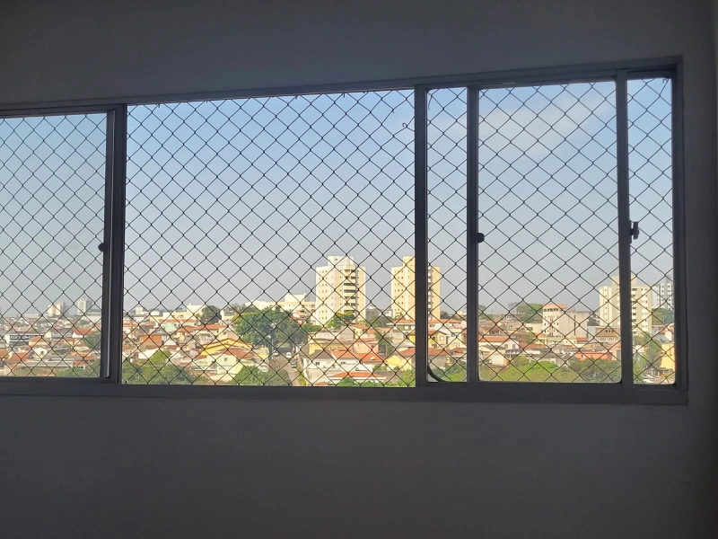 Rede para janela no Litoral Paulista