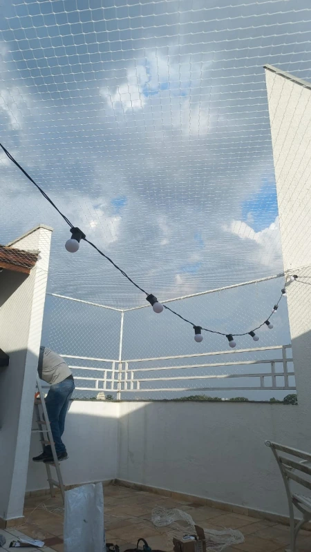 Tela para janela de apartamento no Litoral Paulista