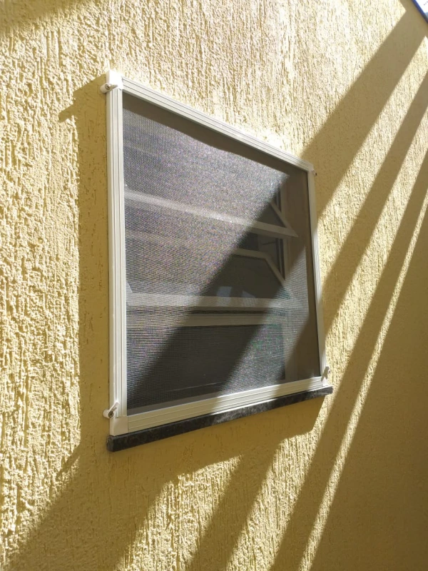 Tela mosquiteiro magnética no Litoral Paulista