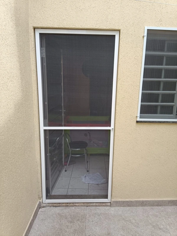 Tela mosquiteiro para porta