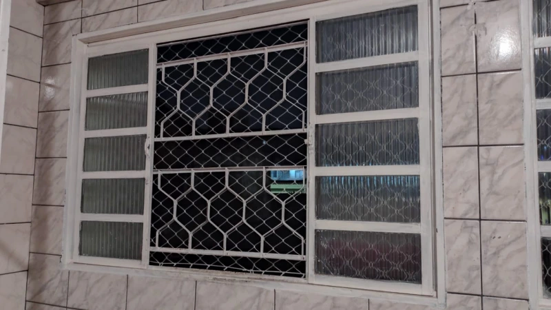 Tela de proteção para janelas no Litoral Paulista
