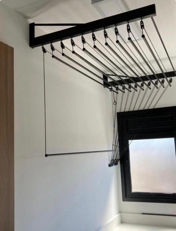 Varal de teto preto